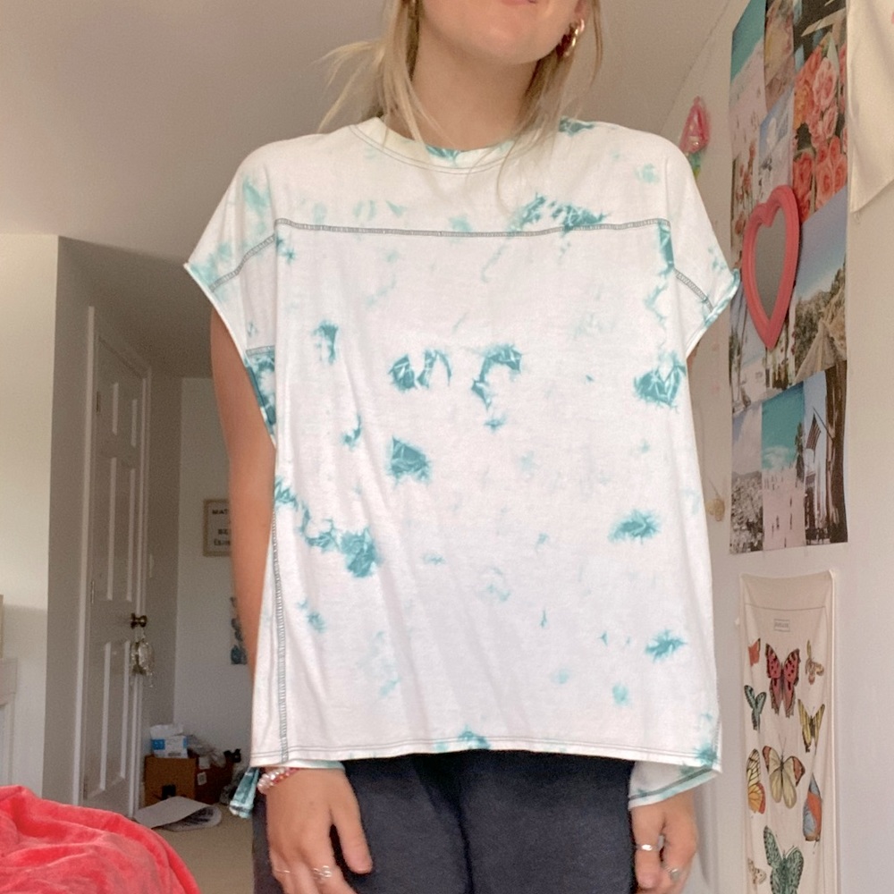 🫐 URBAN OUTFITTERS TIE DYE T-SHIRT 🫐
